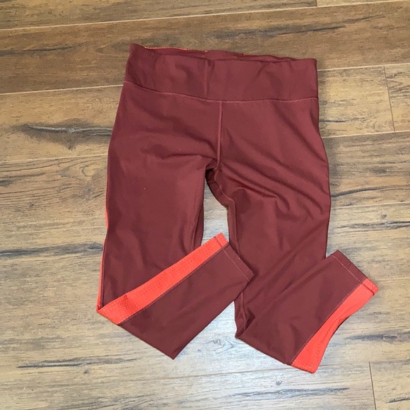 Athleta Pants - Athleta ultimate stash pocket 7/8 tight size XLT